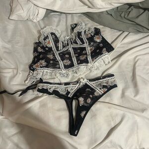 Lingerie bundle